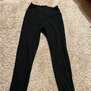 Woman’s size Medium Black Kris Kross PINK leggings!